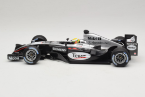 McLaren MP4/19 Mercedes L. Hamilton Autosport Young Driver Test Silverstone 2004 Minichamps 1:18 530044418 Metall – Bild 3 von 7