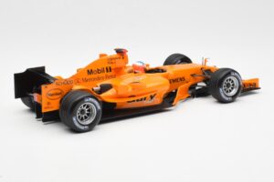 McLaren MP4-20 Mercedes G. Paffett Interim Test Car 2006 Minichamps 1:18 530061895 Metall – Bild 2 von 6