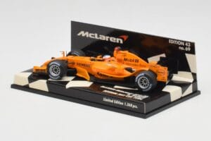 McLaren Mercedes MP4-20 G. Paffett Test Car 2006 Minichamps 1:43 530064395 Metall – Bild 3 von 5