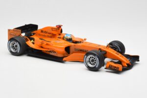 McLaren Mercedes MP4-20 P. de la Rosa F1 Test Car 2006 Minichamps 1:18 PEDRO001 Metall – Bild 4 von 6