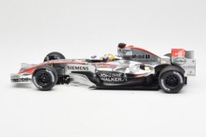 McLaren Mercedes MP4-21 #4 J.P. Montoya F1 2006 Minichamps 1:18 530061804 Metall – Bild 3 von 6