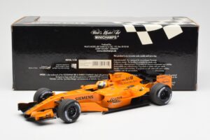 McLaren MP4-21 Mercedes #4 J.P. Montoya Interim Livery 2006 Minichamps 1:18 530061874 Metall – Bild 6 von 6