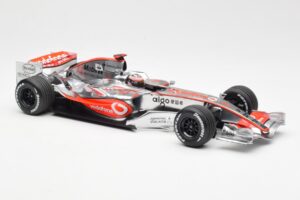 McLaren MP4-21 Mercedes #4 J-P. Montoya Showcar 2006 Minichamps 1:18 MONTOYA002 Metall – Bild 4 von 6