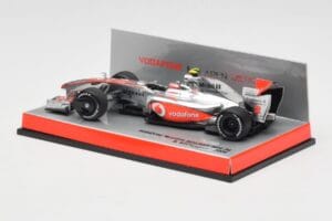 McLaren Mercedes MP4-24 #2 H. Kovalainen Race Car 2009 Minichamps 1:43 503094302 Metall – Bild 3 von 5