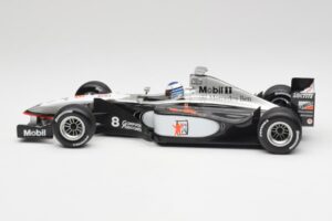 McLaren MP4/13 #8 M. Hakkinen F1 World Champion 1998 Minichamps 1:18 18690008 Metall – Bild 3 von 7