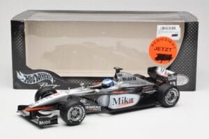 McLaren MP4-16 #4 M. Häkkinen F1 2001 Hot Wheels 1:18 50198 Metall – Bild 6 von 6