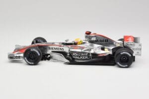 McLaren MP4-21 L. Hamilton Silverstone Test 2006 Minichamps 1:18 530061884 Metall – Bild 3 von 6