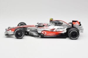 McLaren MP4-22 #2 L. Hamilton Canadian GP Winner 2007 Minichamps 1:18 530071822 Metall – Bild 3 von 6