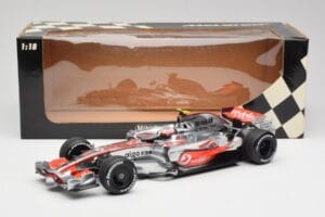 McLaren MP4-22 #2 L. Hamilton Canadian GP Winner 2007 Minichamps 1:18 530071822 Metall – Bild 6 von 6