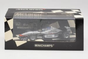 McLaren MP4/98T 2-Seater M. Hakkinen / E. Hakkinen F1 2000 Minichamps 1:43 530984378 Metall – Bild 4 von 4
