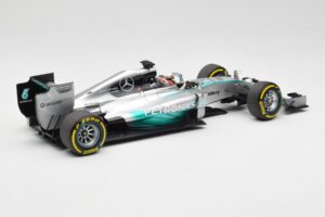 Mercedes AMG Petronas W05 #44 L. Hamilton F1 World Champion 2014 Minichamps 1:18 186140044 Metall – Bild 2 von 7