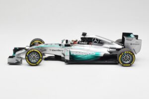Mercedes AMG Petronas W05 #44 L. Hamilton F1 World Champion 2014 Minichamps 1:18 186140044 Metall – Bild 3 von 7