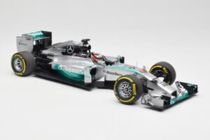 Mercedes AMG Petronas W05 #44 L. Hamilton F1 World Champion 2014 Minichamps 1:18 186140044 Metall – Bild 4 von 7
