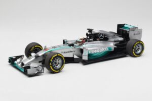 Mercedes AMG Petronas W05 #44 L. Hamilton F1 World Champion 2014 Minichamps 1:18 186140044 Metall