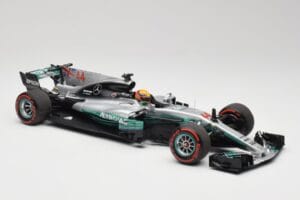 Mercedes AMG W08 EQ Power+ Petronas #44 L. Hamilton F1 World Champion 2017 Minichamps 1:18 186170044 Resin – Bild 4 von 7
