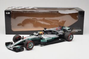 Mercedes AMG W08 EQ Power+ Petronas #44 L. Hamilton F1 World Champion 2017 Minichamps 1:18 186170044 Resin – Bild 7 von 7