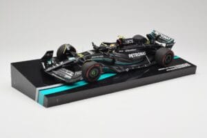 Mercedes AMG W14 E Performance Petronas #44 L. Hamilton Australian GP 2023 Minichamps 1:18 113230144 Resin – Bild 2 von 7