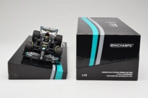 Mercedes AMG W14 E Performance Petronas #44 L. Hamilton Australian GP 2023 Minichamps 1:18 113230144 Resin – Bild 6 von 7
