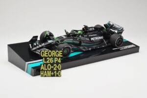Mercedes AMG W14 E Performance Petronas #63 G. Russell Bahrain GP 2023 Minichamps 1:18 113230163 Resin – Bild 2 von 7