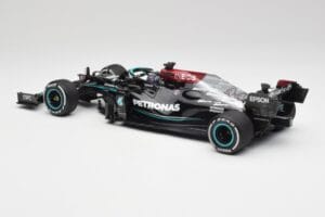 Mercedes AMG W12 #44 L. Hamilton Bahrain GP 2021 Minichamps 1:18 110210144 Metall – Bild 5 von 7