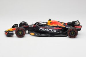 Oracle Red Bull Racing RB18 #1 M. Verstappen Winner Belgian GP 2022 Minichamps 1:18 110221401 Metall – Bild 5 von 7