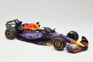 Oracle Red Bull Racing RB19 #33 M. Verstappen Las Vegas GP Winner 2023 Minichamps 1:18 110232201 Resin – Bild 4 von 7