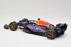 Oracle Red Bull Racing RB19 #33 M. Verstappen Las Vegas GP Winner 2023 Minichamps 1:18 110232201 Resin – Bild 5 von 7