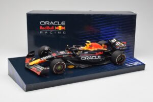 Red Bull Racing RB19 #11 S. Perez Winner Saudi Arabian GP 2023 Minichamps 1:18 113230111 Metall – Bild 6 von 6