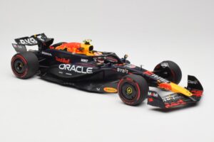 Red Bull Racing RB20 #11 S. Perez Bahrain GP 2024 Minichamps 1:18 110240111 Metall – Bild 4 von 7