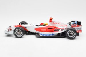 Panasonic Toyota Racing TF106 #8 R. Schumacher F1 2006 Minichamps 1:18 100060007 Metall – Bild 3 von 6
