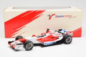 Toyota TF106 Panasonic Toyota Racing J. Trulli F1 Presentation 2006 Minichamps 1:18 AM59554H Metall – Bild 6 von 6