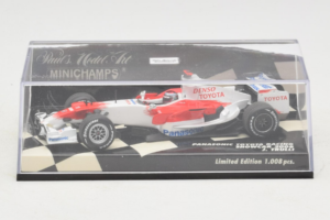 Toyota TF108 #9 J. Trulli Panasonic Toyota Racing Showcar F1 2008 Minichamps 1:43 400080081 Metall – Bild 4 von 5