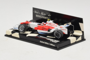Toyota T. Glock Panasonic Toyota Racing Showcar F1 2008 Minichamps 1:43 400080082 Metall – Bild 3 von 5