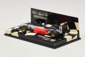 Toyota TF106 #12 J. Trulli Panasonic Toyota Racing F1 2006 Minichamps 1:43 400060008 Metall – Bild 3 von 5