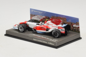Toyota TF107 #12 J. Trulli Panasonic Toyota Racing Showcar F1 2007 Minichamps 1:43 AM60129 Metall – Bild 3 von 6