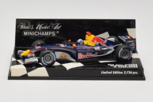 Red Bull Racing D. Coulthard Showcar 2005 Minichamps 1:43 400050084 Metall