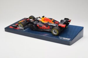 Red Bull Racing Honda RB16B #33 M. Verstappen Emilia Romagna GP 2021 Case Edition Minichamps 1:18 113210133 Resin – Bild 5 von 7