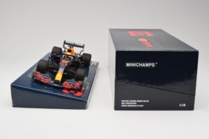 Red Bull Racing Honda RB16B #33 M. Verstappen Emilia Romagna GP 2021 Case Edition Minichamps 1:18 113210133 Resin – Bild 6 von 7
