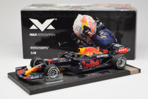 Red Bull Racing RB16B #33 M. Verstappen Monaco GP Winner 2021 Minichamps 1:18 113210533-R1 Resin – Bild 6 von 6