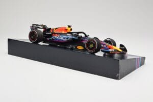 Oracle Red Bull Racing RB19 #33 M. Verstappen Miami GP 2023 Case Edition Minichamps 1:18 113233501 Resin – Bild 4 von 7