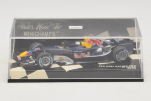 Red Bull RB2 Ferrari #14 C. Klien Red Bull Racing 2006 Minichamps 1:43 400060015 Metall – Bild 4 von 5