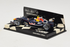 Red Bull Racing RB2 R. Doornbos Test Driver F1 2006 Minichamps 1:43 400060037 Metall – Bild 3 von 5
