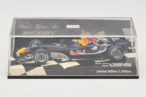 Red Bull Racing RB2 R. Doornbos Test Driver F1 2006 Minichamps 1:43 400060037 Metall – Bild 5 von 5