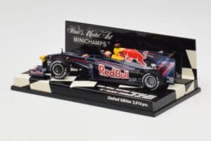 Red Bull Racing Renault RB5 #14 M. Webber Race Car 2009 Minichamps 1:43 400090114 Metall – Bild 3 von 5