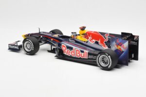 Red Bull Racing Renault RB5 #5 S. Vettel Showcar 2010 Minichamps 1:18 153100175 Metall – Bild 5 von 6