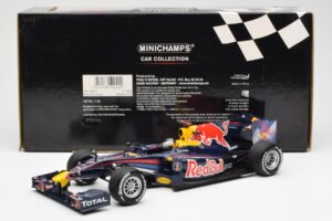 Red Bull Racing Renault RB5 #5 S. Vettel Showcar 2010 Minichamps 1:18 153100175 Metall – Bild 6 von 6