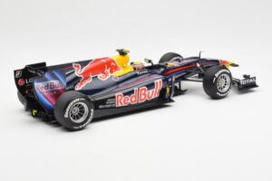 Red Bull Racing Renault RB6 #6 M. Webber F1 2010 Minichamps 1:18 110100006 Metall – Bild 2 von 6