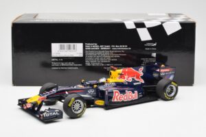 Red Bull Racing Renault RB6 #5 S. Vettel F1 World Champion 2010 Minichamps 1:18 110100005 Metall – Bild 6 von 6