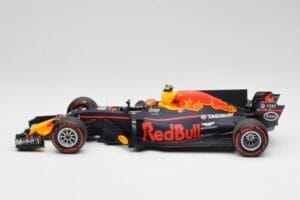 Red Bull Racing RB13 Tag Heuer #33 M. Verstappen Australian GP 2017 Minichamps 1:18 110170033 Resin – Bild 3 von 7