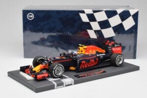 Red Bull RB12 #33 M. Verstappen Spain GP Winner 2016 Minichamps 1:18 117160333 Metall – Bild 6 von 7